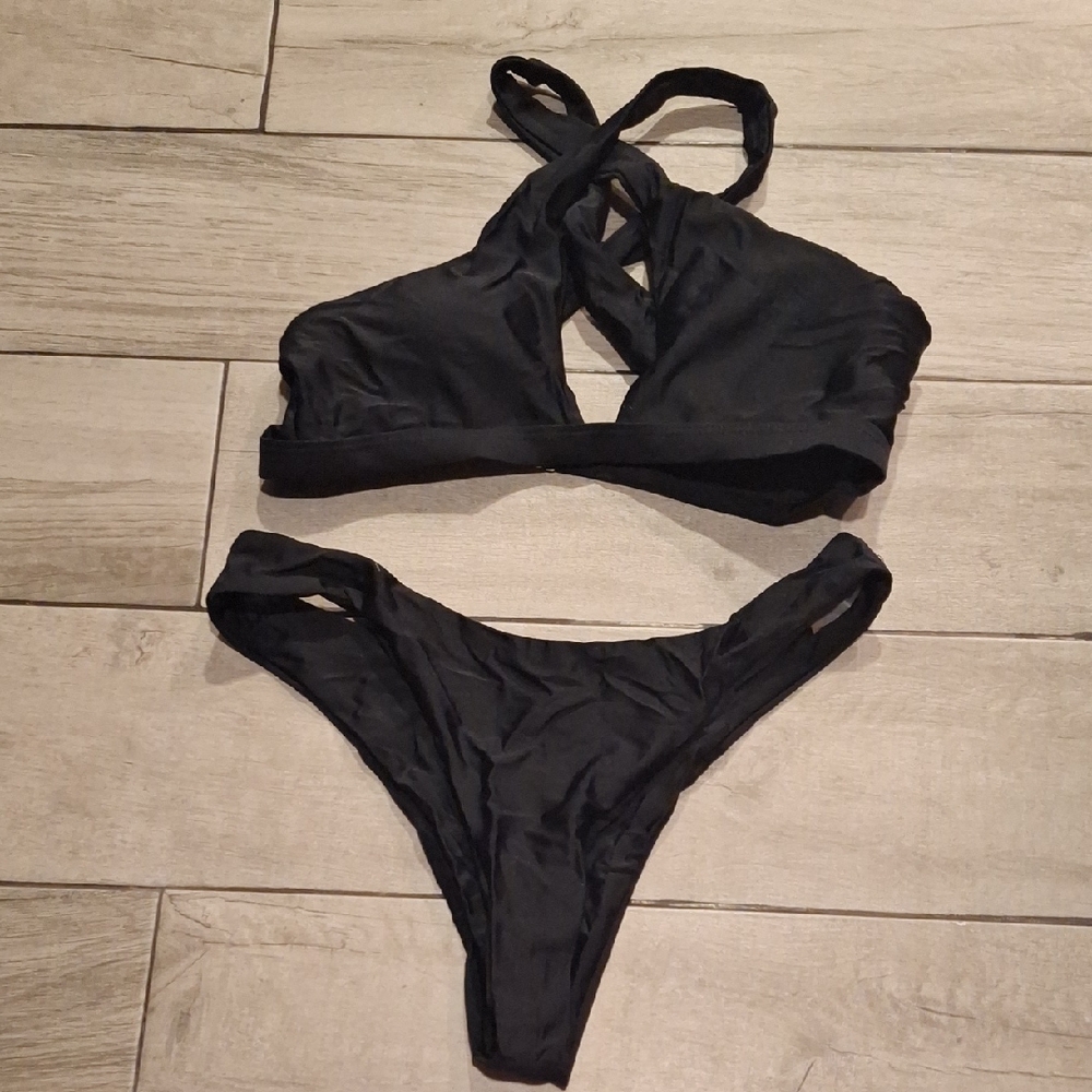 💐Shein Black Women's Halter Top Bikini Set
